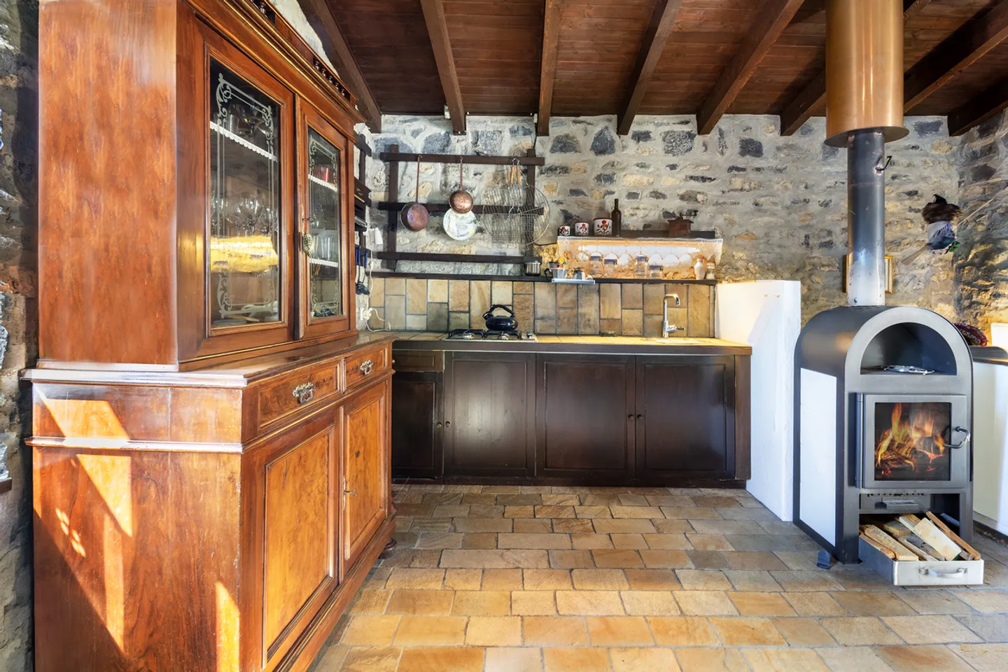 Charmantes Rustikales Haus in Cabbio - Foto 2 von 9