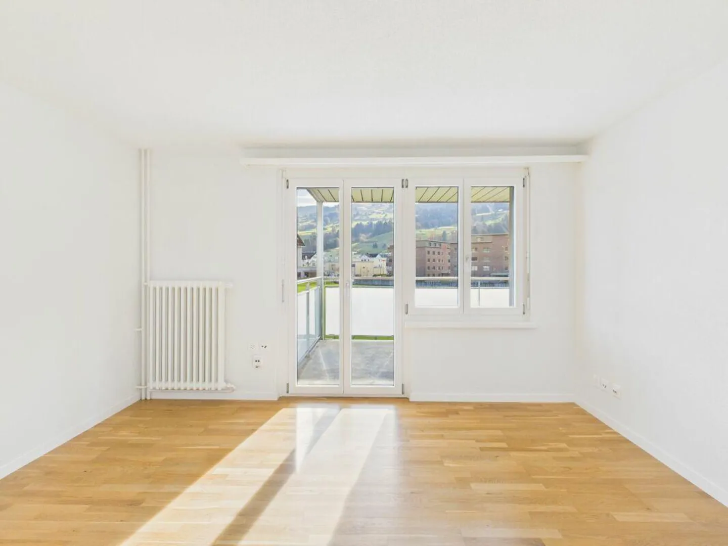 Lichtdurchflutete Wohnung an ruhiger Lage in Ebnat-Kappel - Foto 5 von 13