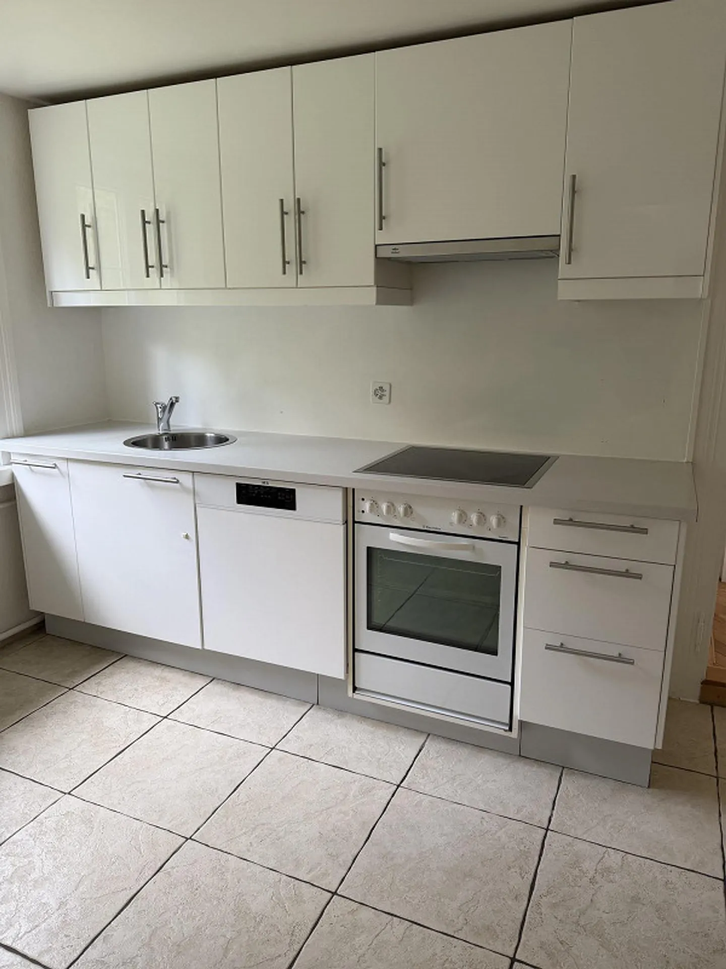 Appartamento di 4 stanze - Foto 2 di 12