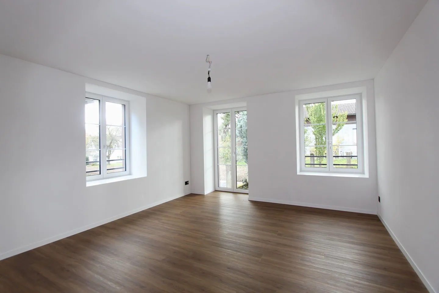 Modern 5.5-room apartment with garden - stylish living in Affeltrangen - Photo 7 of 10