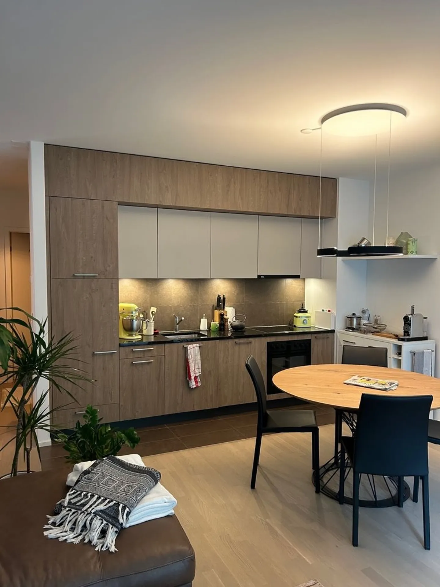 Appartamento moderno in affitto! - Foto 2 di 7
