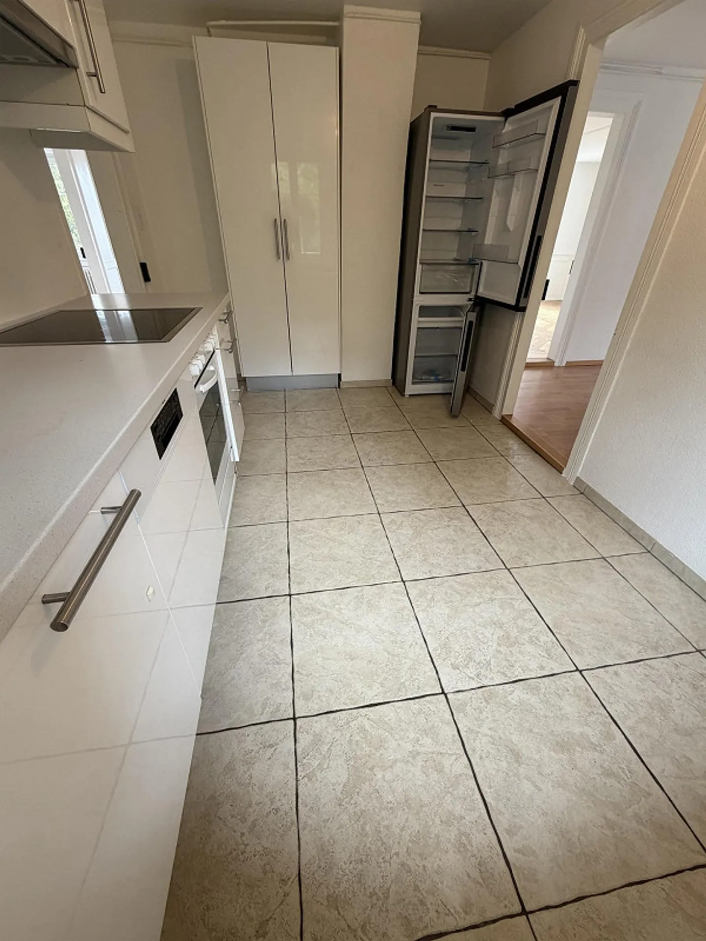 Appartamento di 4 stanze - Foto 3 di 12