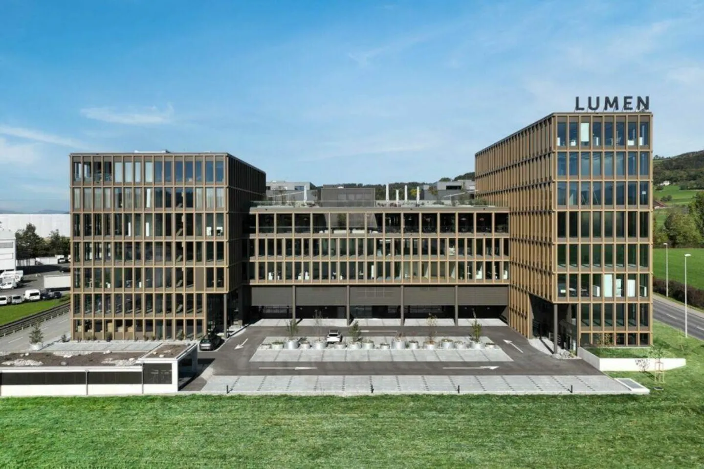 Ultimo spazio in affitto: circa 240 m2 di uffici nel moderno Lumen Park - Foto 1 di 10