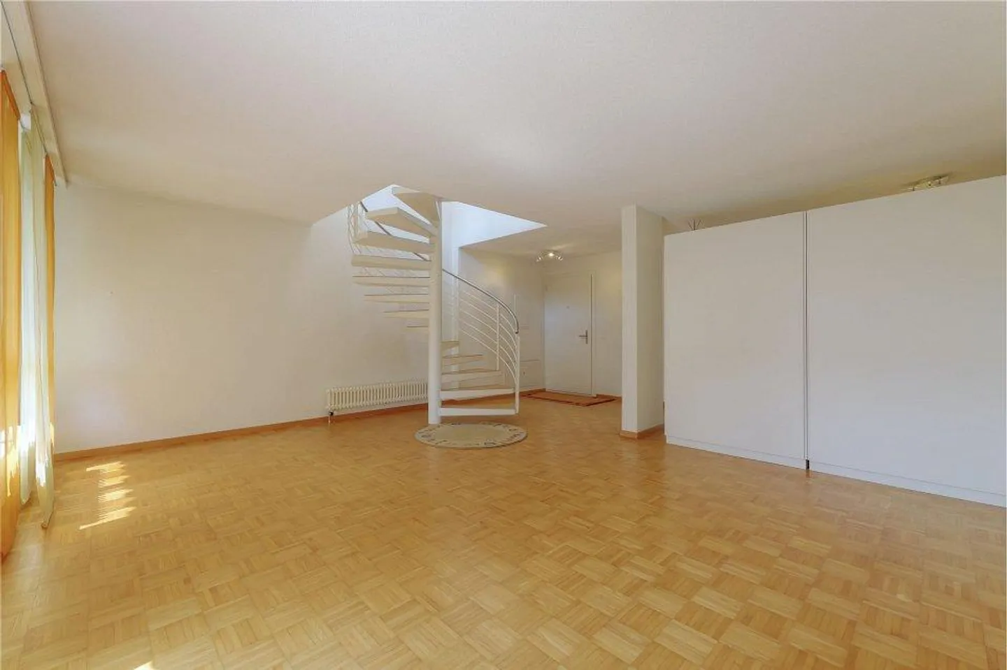 Exclusive, sunny 4 (5)-room penthouse maisonette apartment with large terrace - Photo 8 of 13
