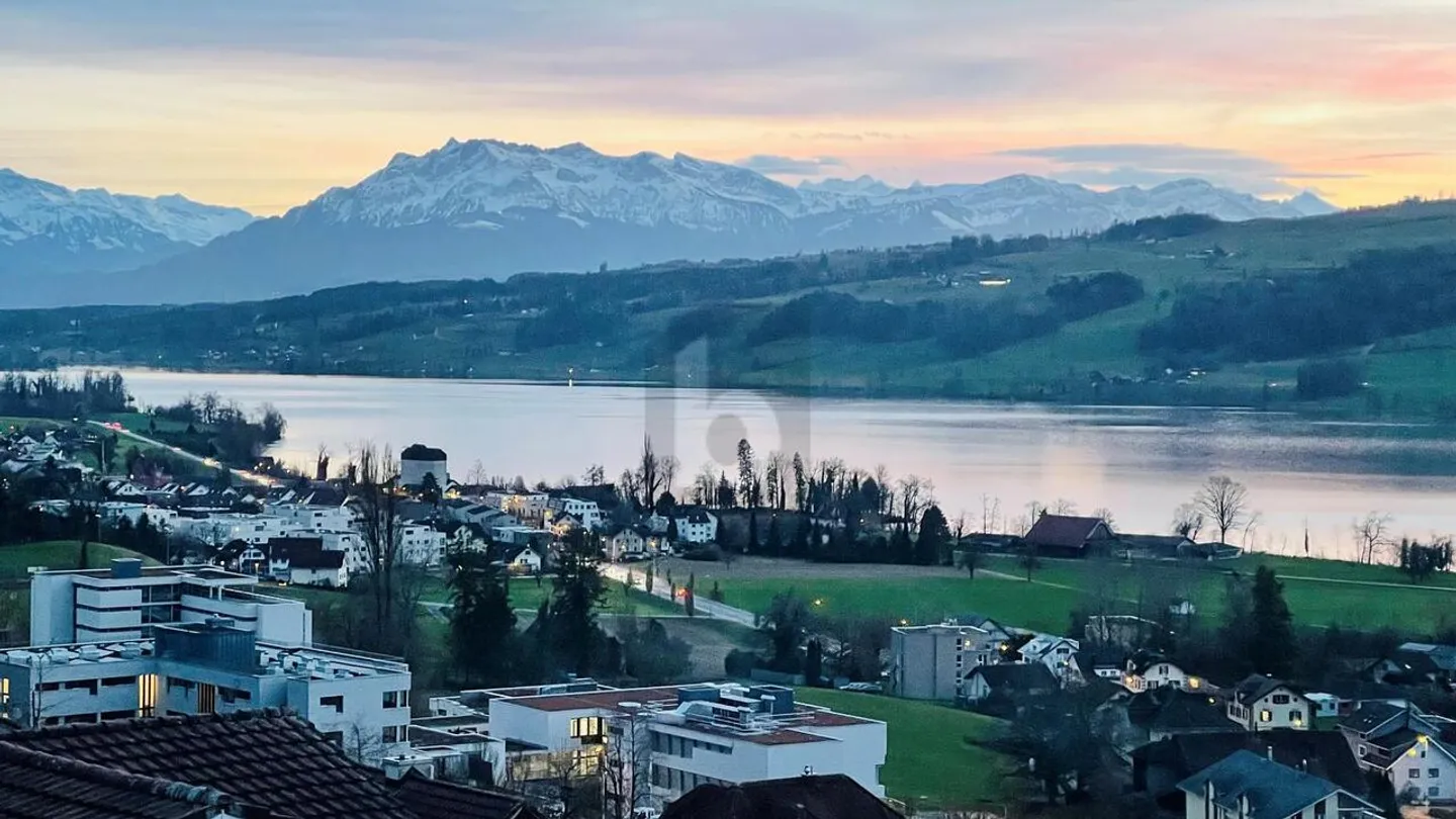 AN BESTER LAGE MIT POOL UND PANORAMASICHT! - Foto 3 von 6