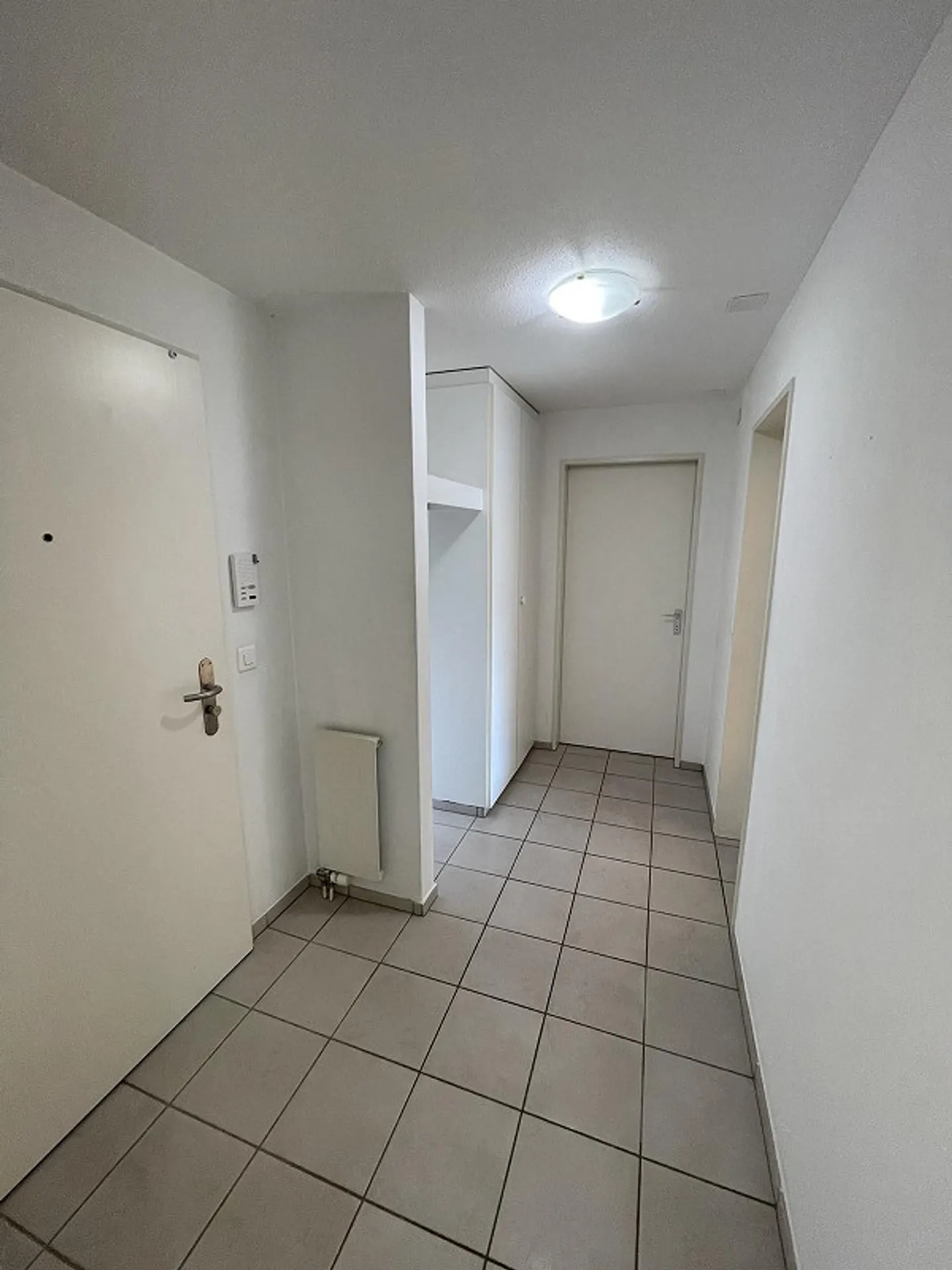 Charmante Wohnung mit Grünblick - Foto 2 von 13