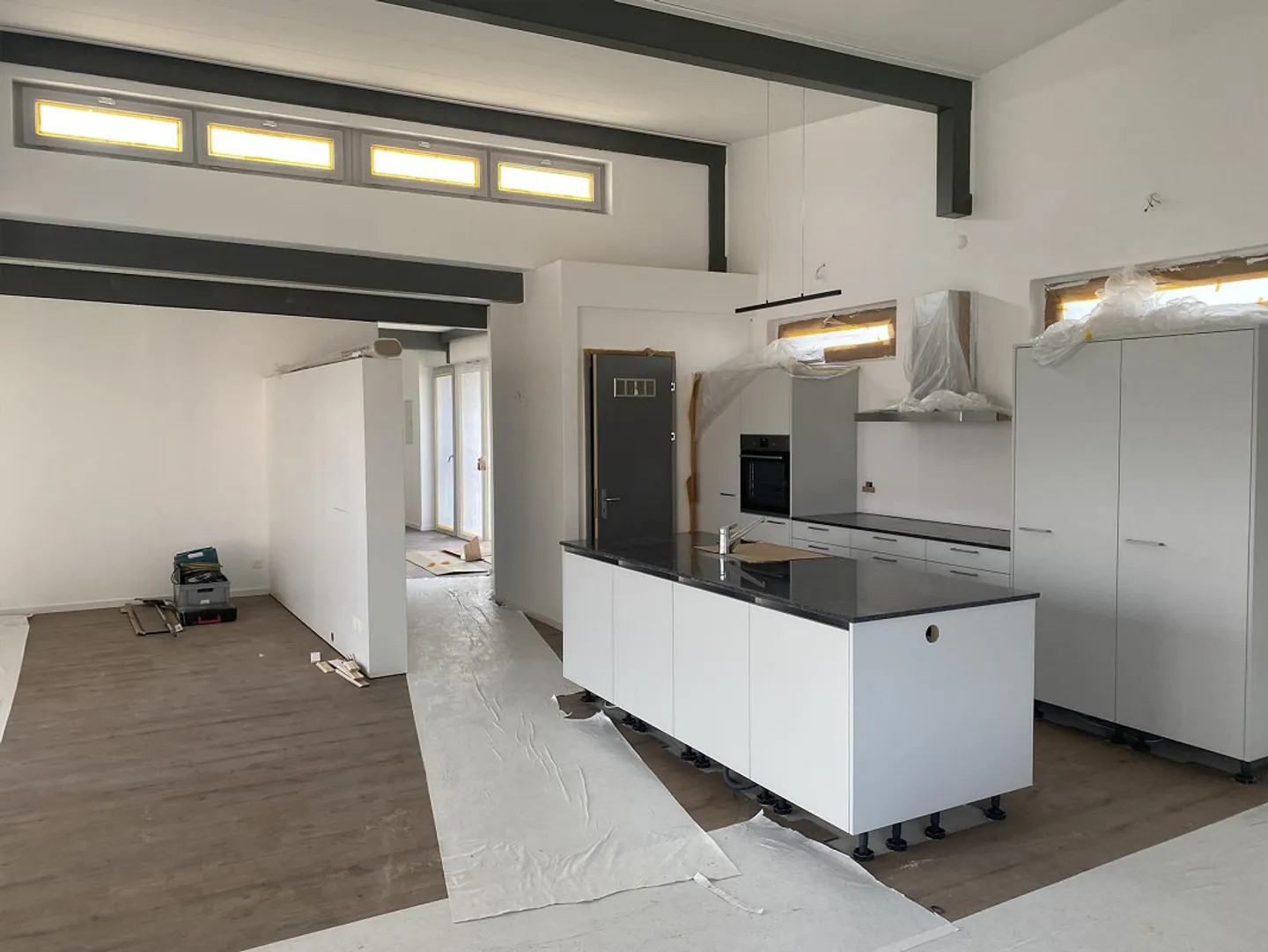 Ampio attico con terrazza ad Altstätten - Foto 2 di 7