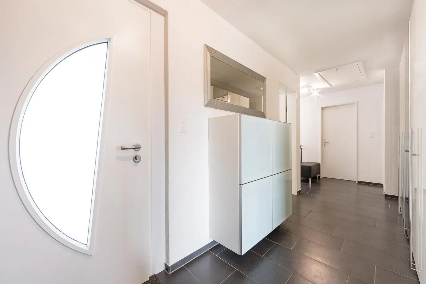 Charmantes Familienhaus mit Aussicht - Foto 3 von 13