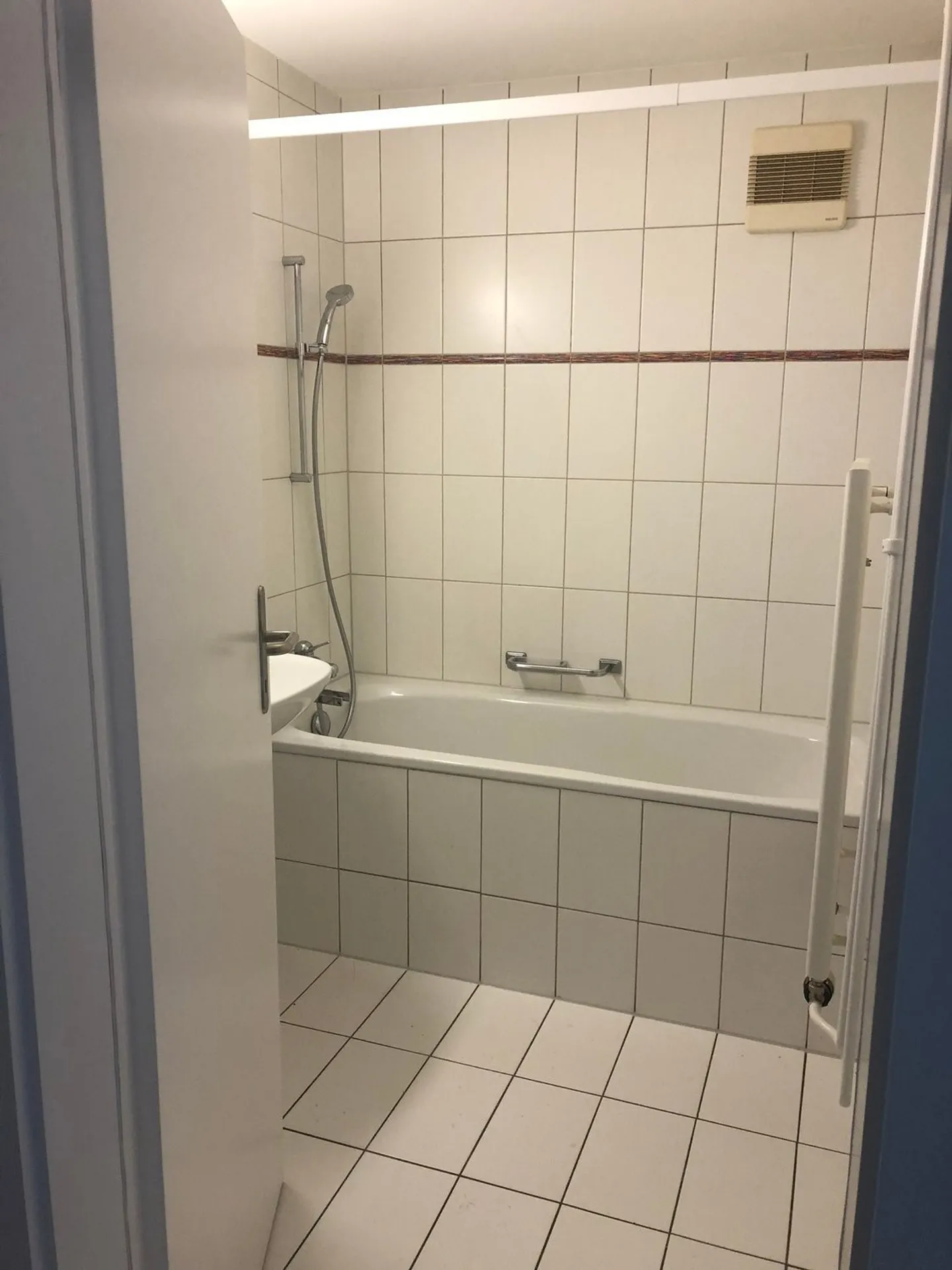 2-room apartment in the city center - Photo 4 of 8