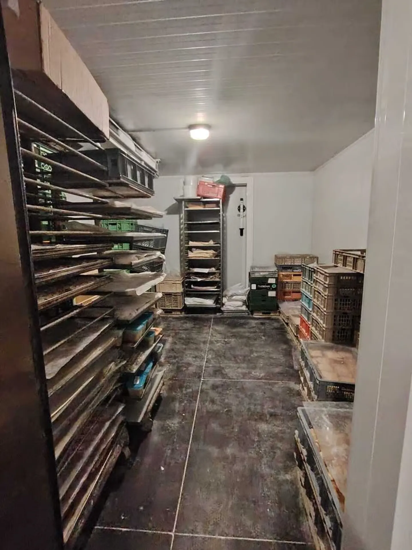 For Sale - Fully Equipped Bakery / Pastry Shop in Sion - Photo 10 of 13