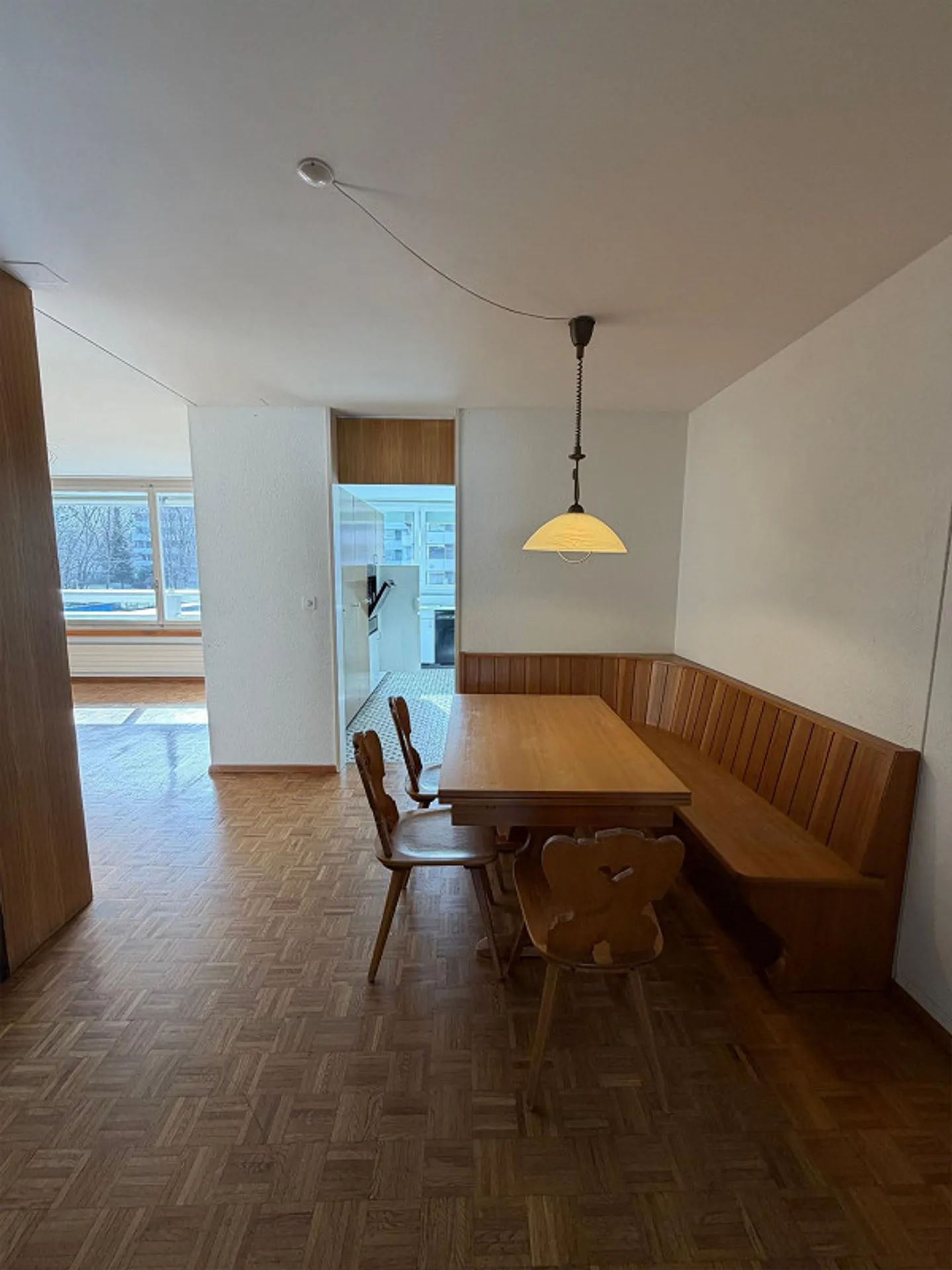 Appartement lumineux de 4,5 pièces avec balcon à Chur - pas de droits de construction - Photo 3 sur 5