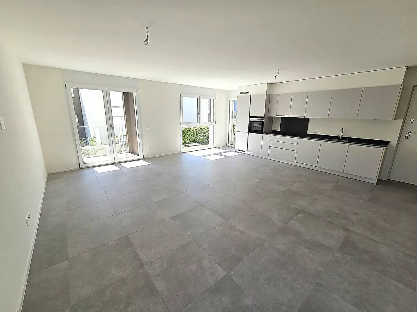 Bell'appartamento di 4,5 stanze con giardino a Claro - Foto 3 di 13