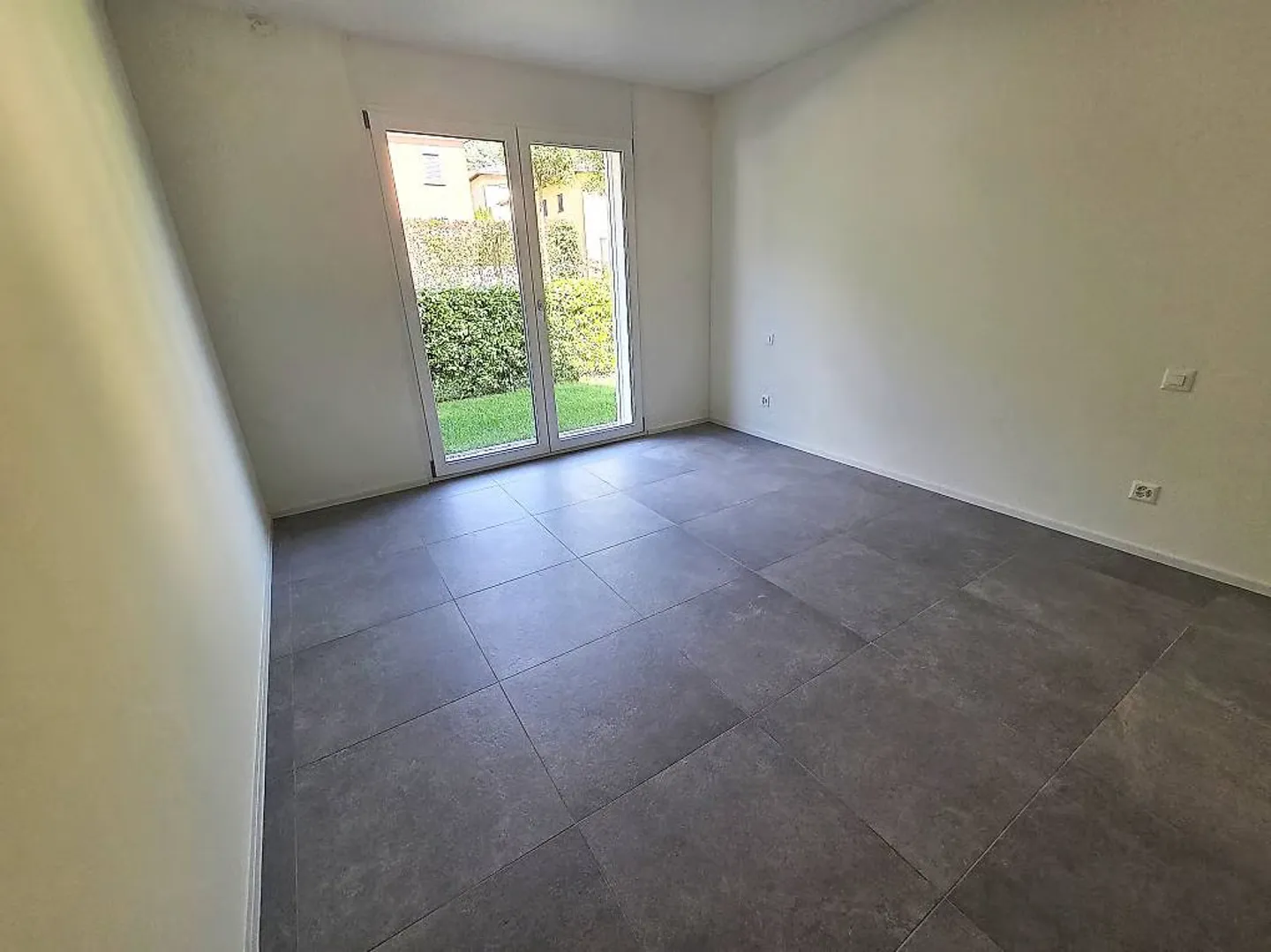 Bell'appartamento di 4,5 stanze con giardino a Claro - Foto 12 di 13