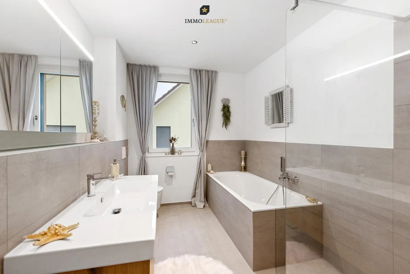 Penthouse apartment with plenty of space & impressive view of the Säntis - Photo 7 of 16
