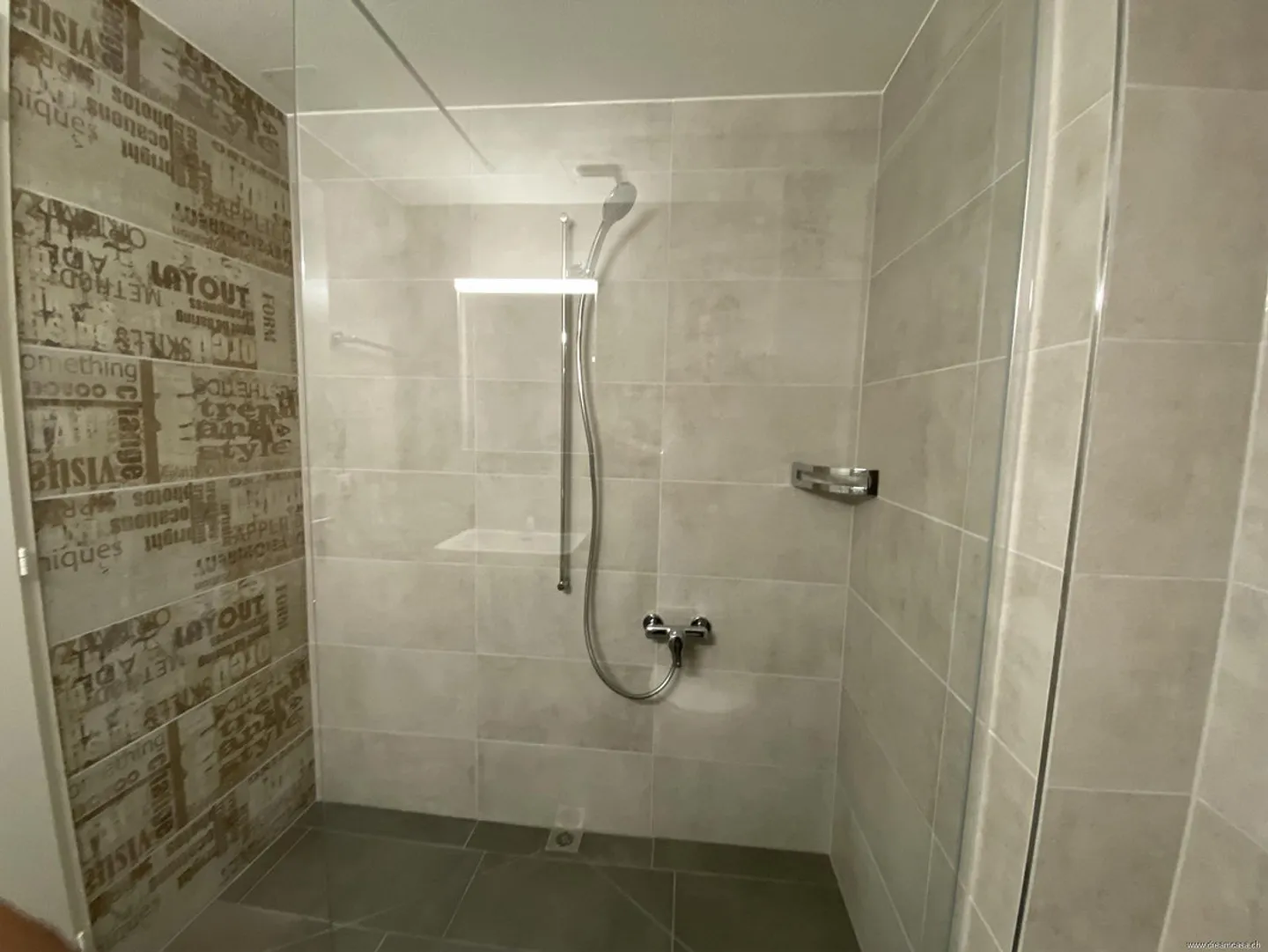 Complètement rénové avec vue et coin jardin - Photo 3 sur 5