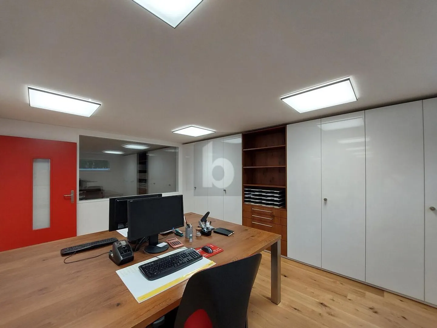 Modern Office Space in Schattdorf - Photo 4 of 6