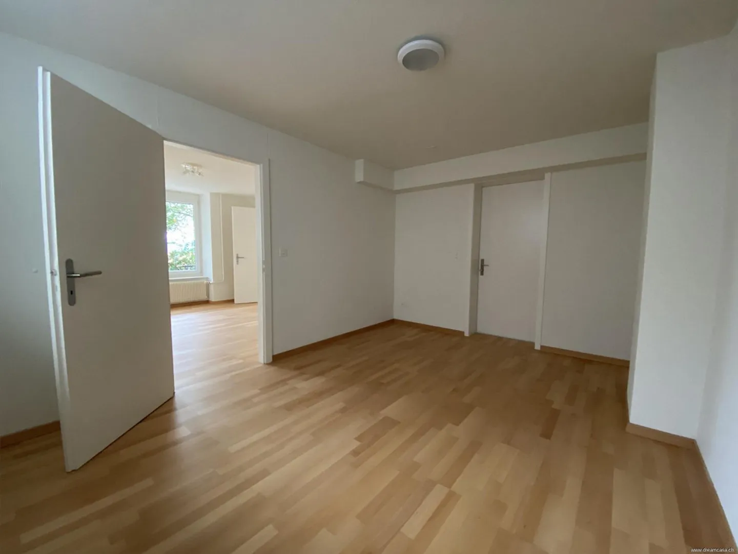 Complètement rénové avec vue et coin jardin - Photo 5 sur 5