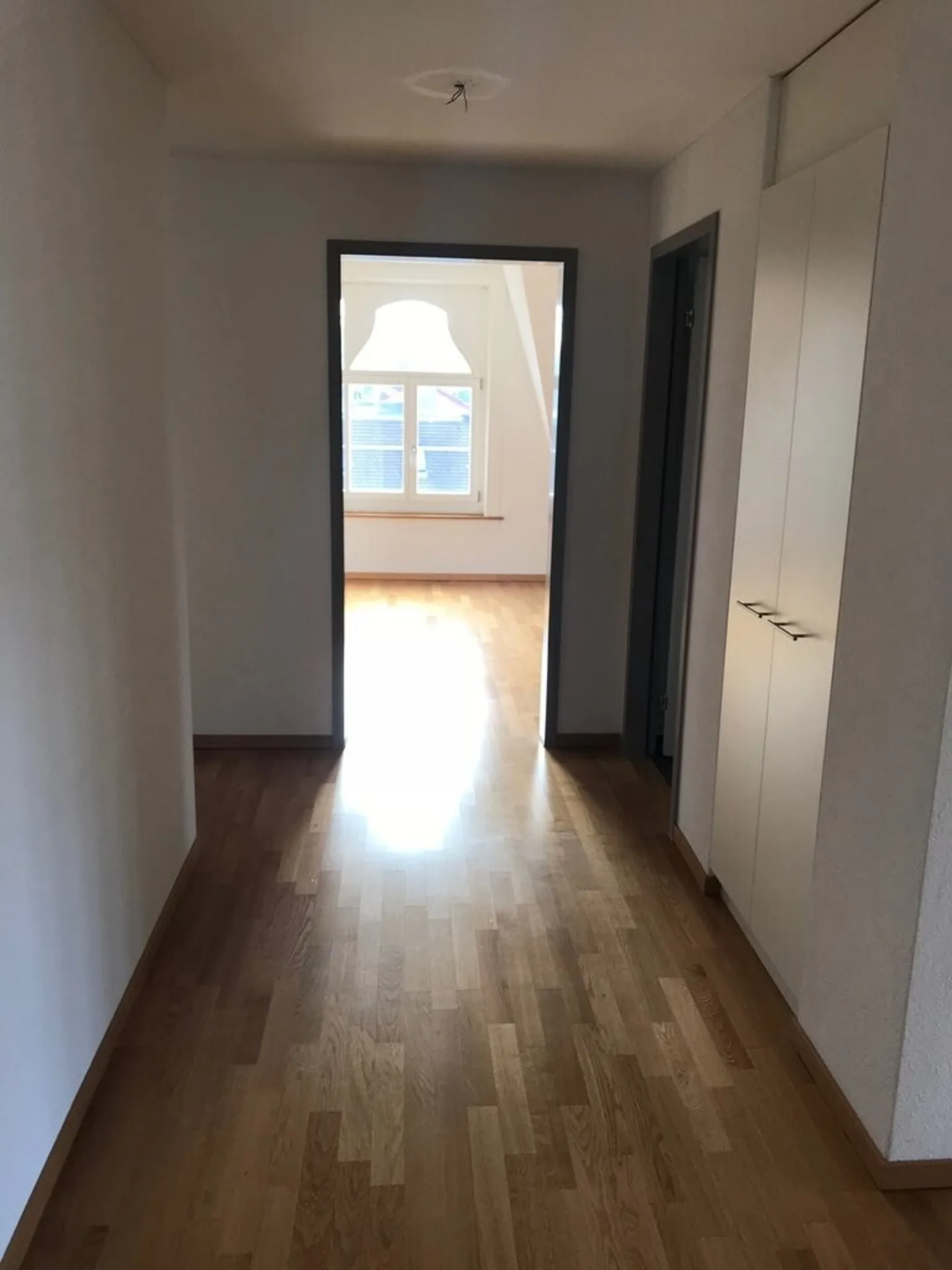 Un Début d'Appartement Heureux - Photo 6 sur 8