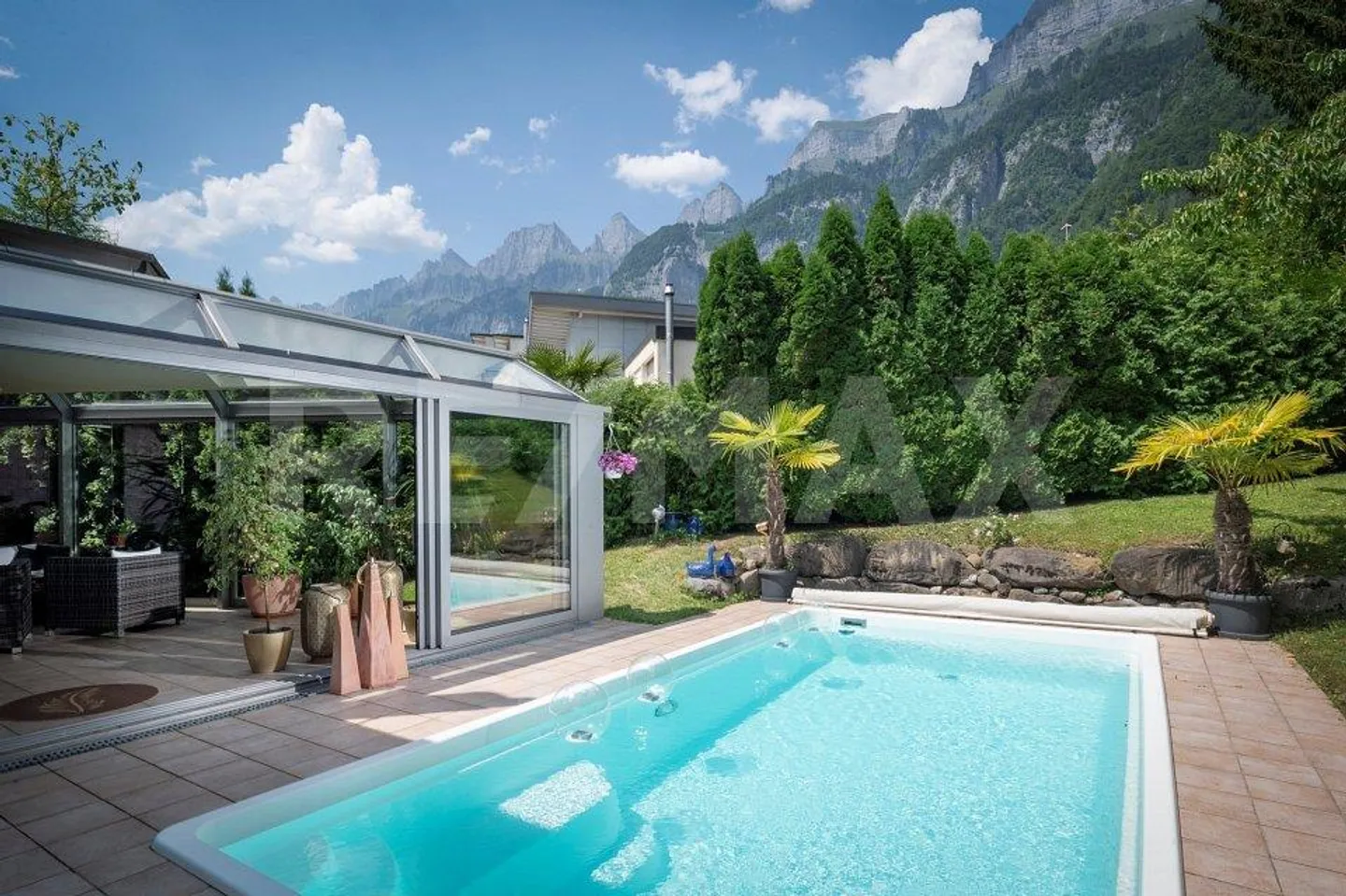 Maison d'architecte avec beaucoup d'ambiance - Photo 3 sur 13