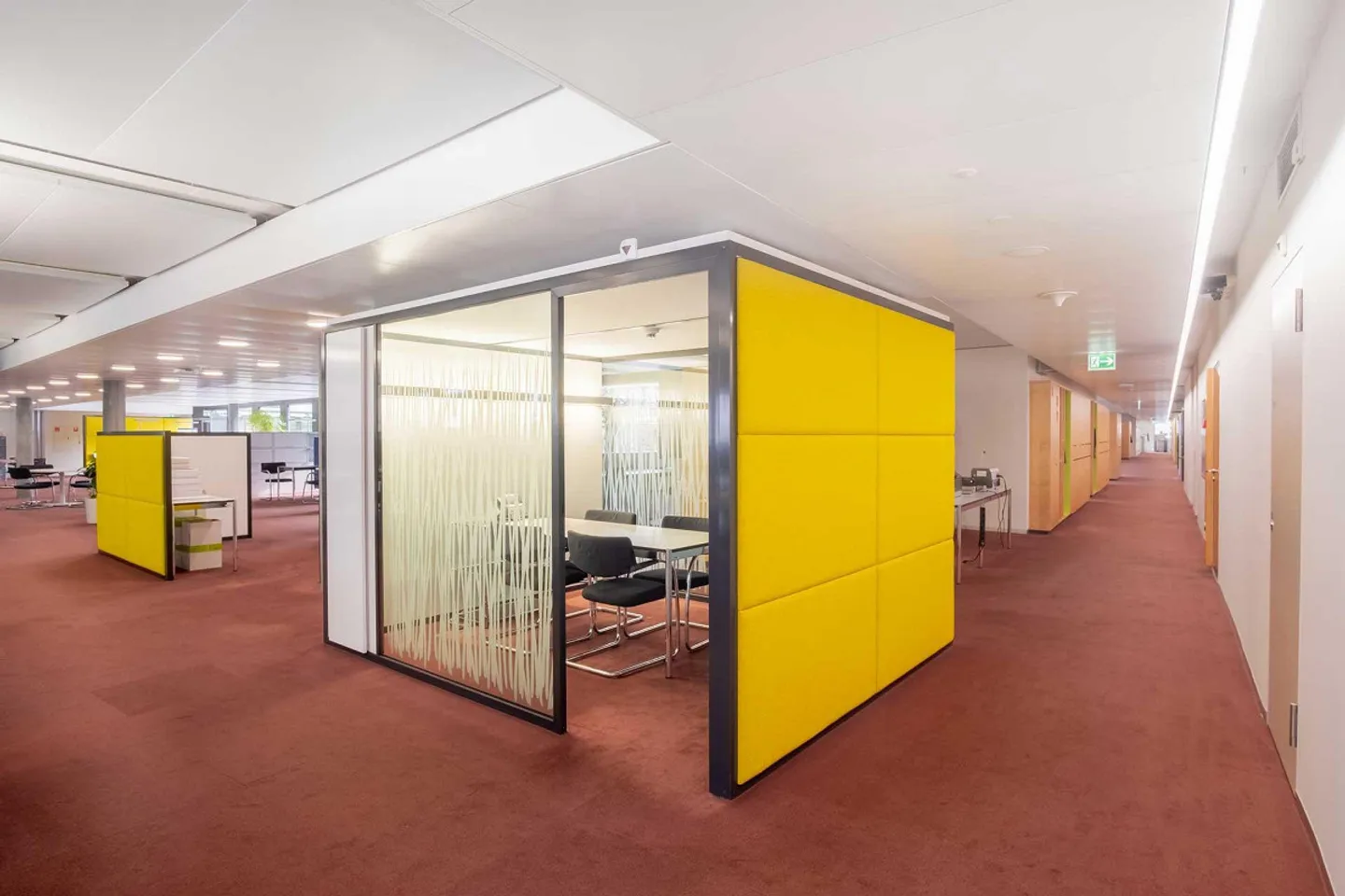 Representative office space directly at Basel SBB train station - Photo 10 of 13