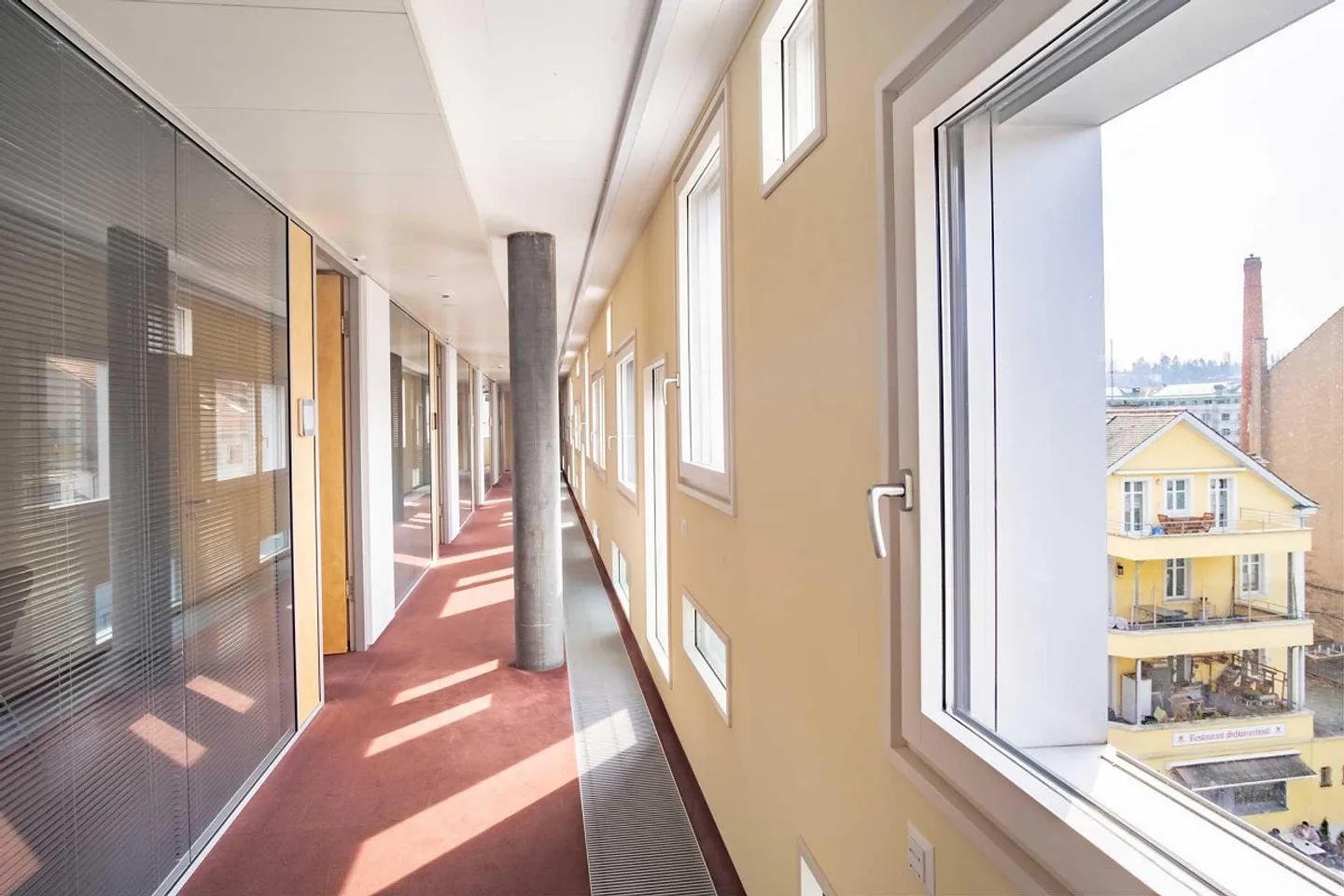 Representative office space directly at Basel SBB train station - Photo 13 of 13