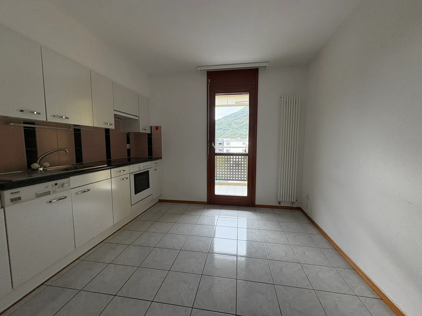 SEMENTINA,
Affittiamo appartamento di 2½ locali - Foto 11 di 11