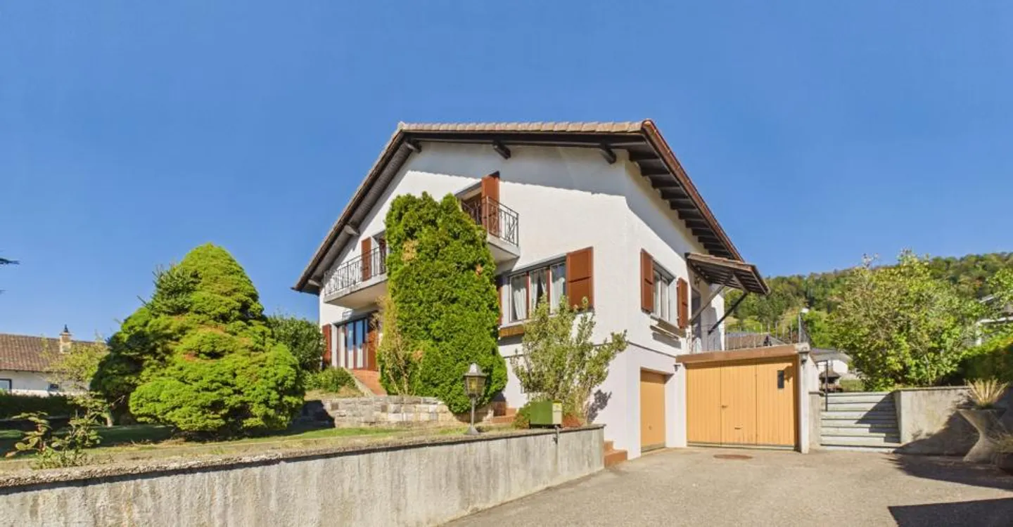 Large family home in the heart of nature, land 1,750 m² – Movelier - Photo 1 of 12