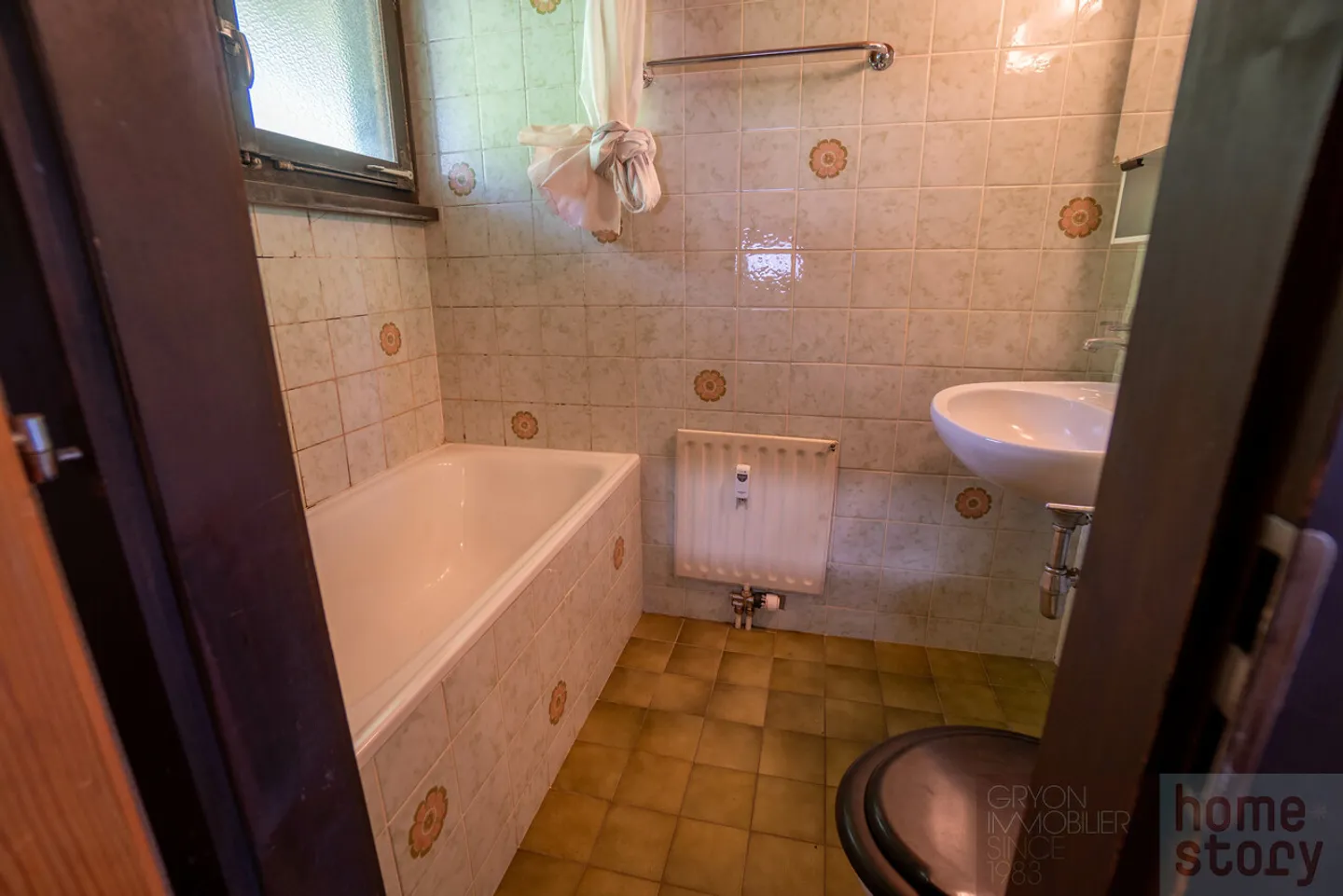 2 camere da ristrutturare con vista panoramica e accesso diretto alle piste - Foto 10 di 12