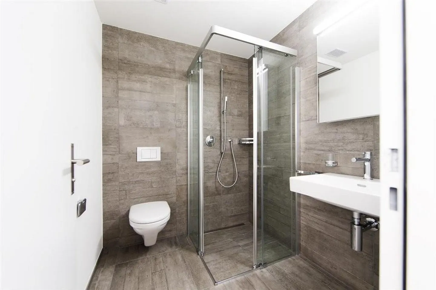 Appartement familial 4.5 pièces à Domat/Ems - Spacieux et moderne ! - Photo 6 sur 8