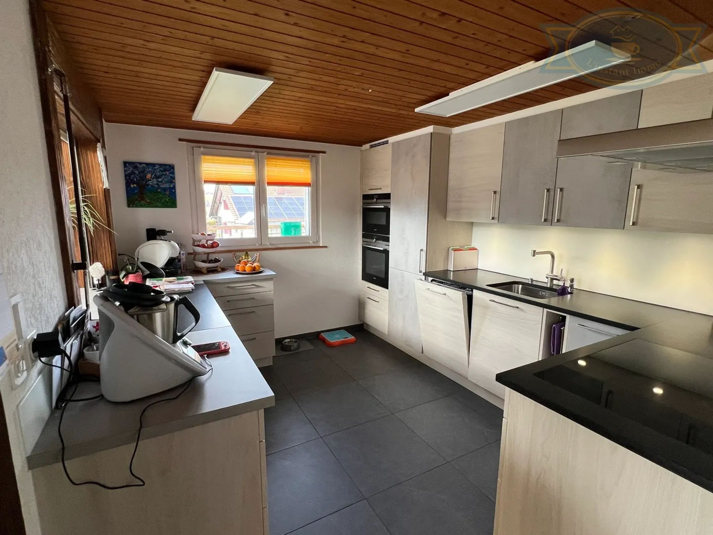 Casa di 8,5 stanze con grande giardino in un'area residenziale - Foto 5 di 10