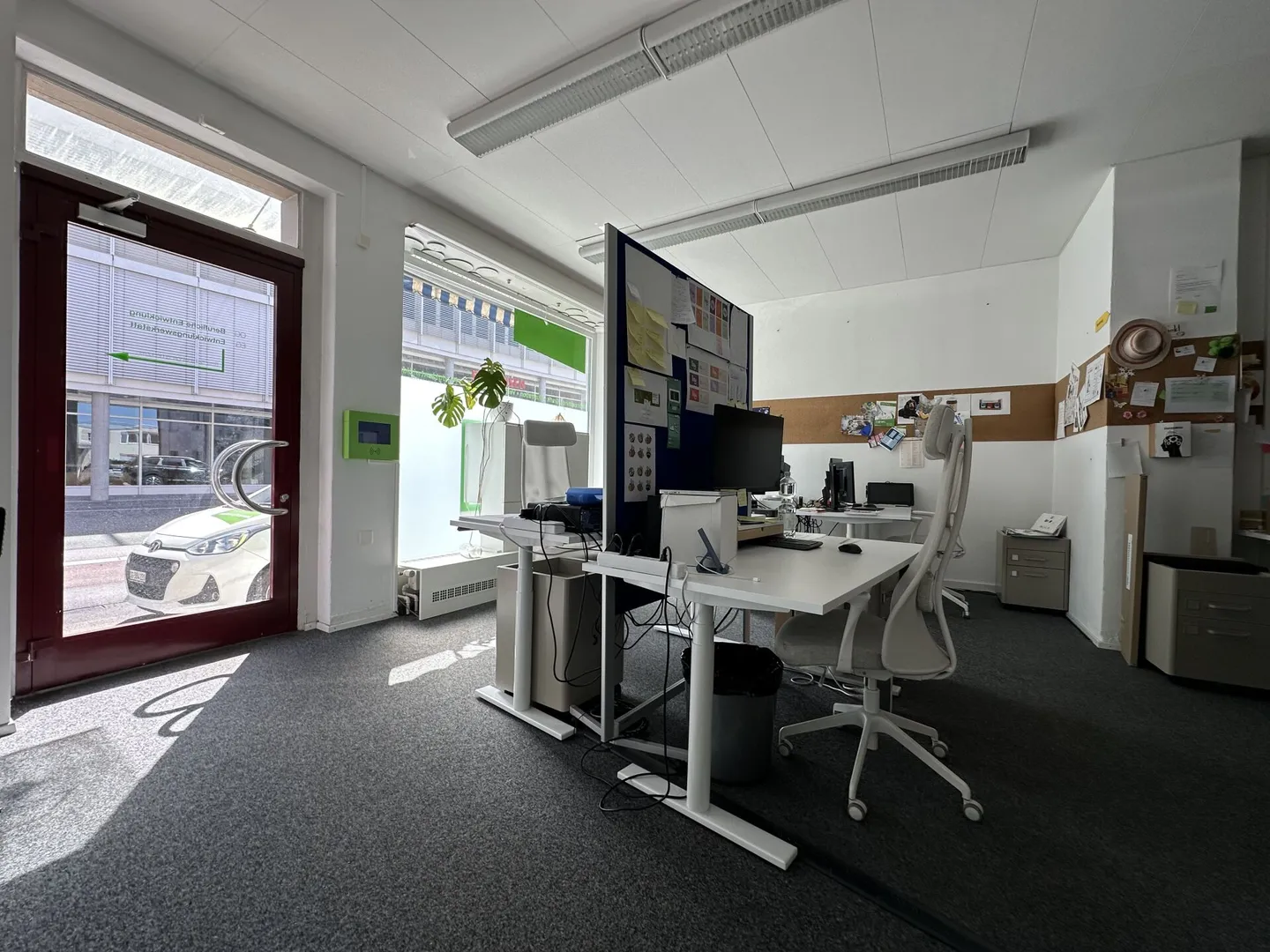 Commercial Building - Photo 5 of 14