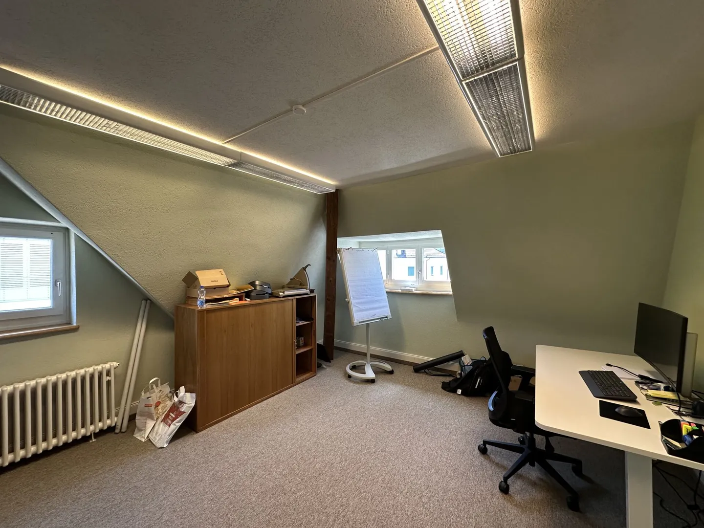Commercial Building - Photo 12 of 14