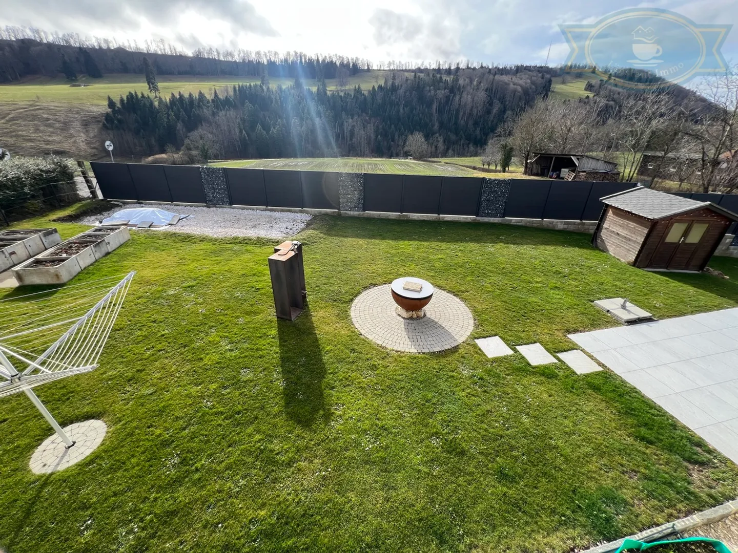 Casa di 8,5 stanze con grande giardino in un'area residenziale - Foto 9 di 10