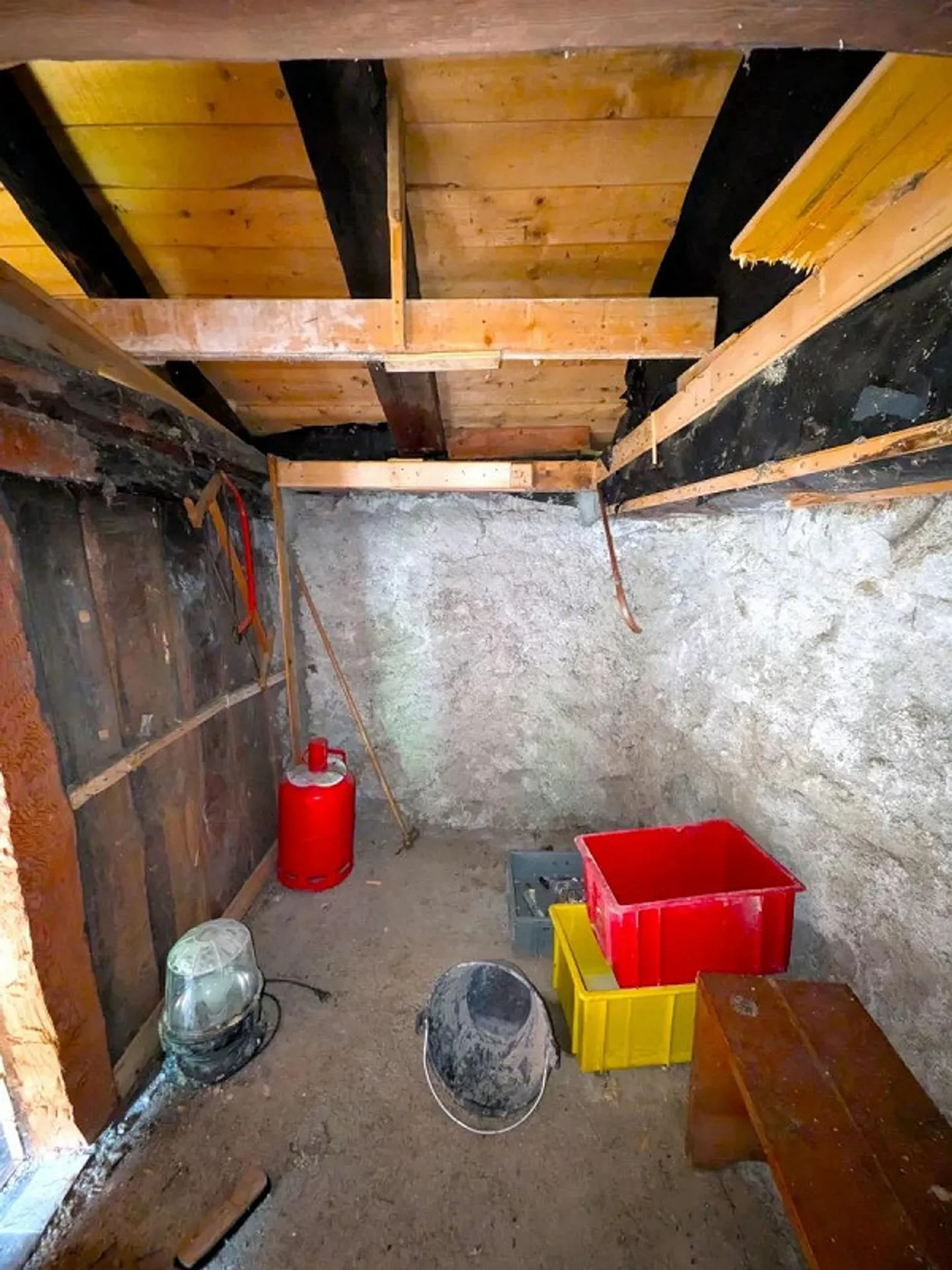 Alpine hut at about 2,000 m above sea level on the Bachalpe - Photo 6 of 14