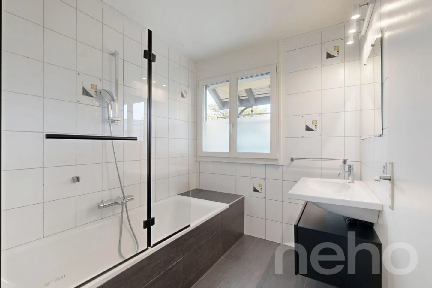 Maison en terrasse à vendre - Photo 10 sur 13