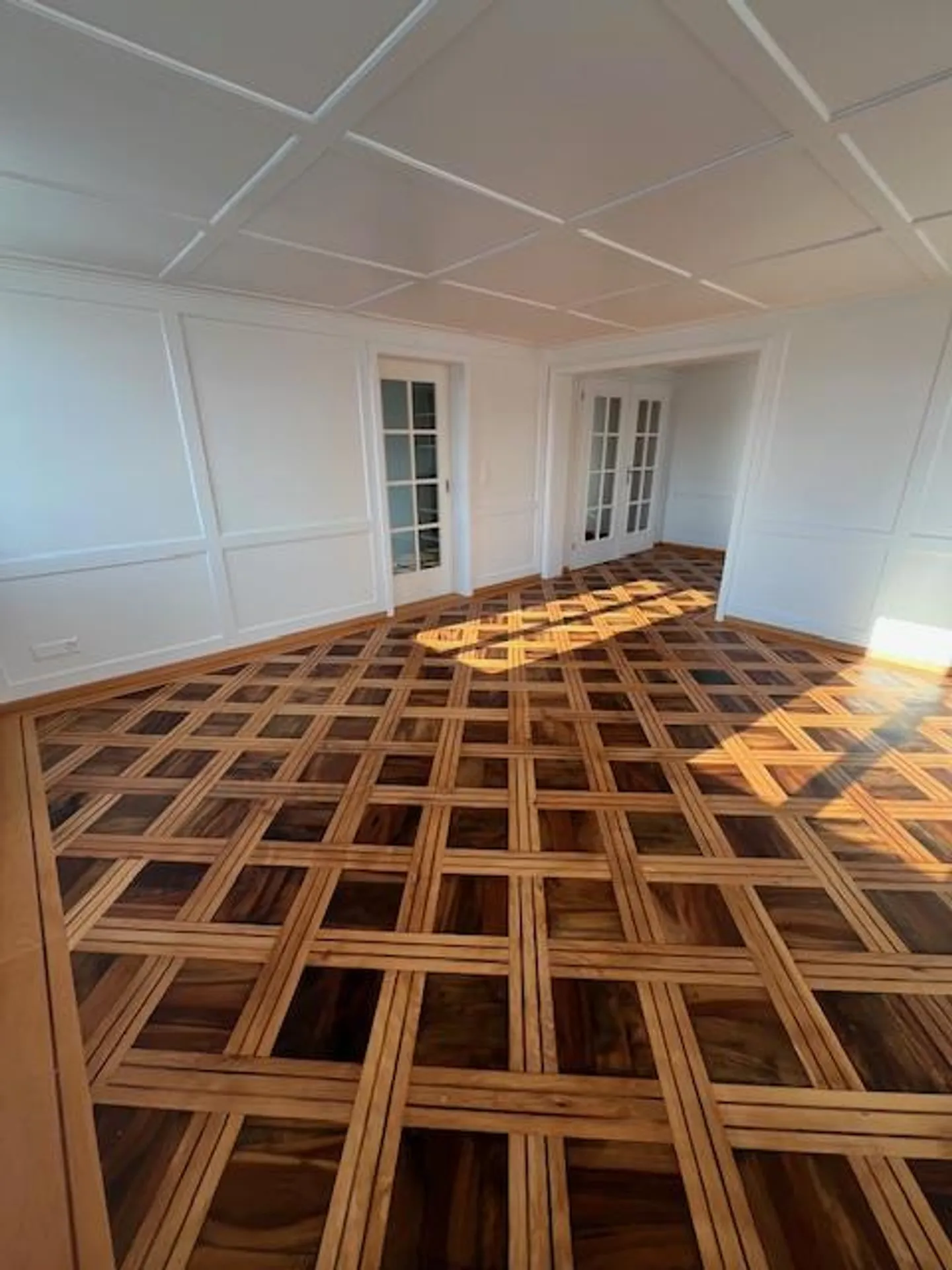 Appartamento di 3,5 locali recentemente ristrutturato in una casa trifamiliare - Foto 9 di 13