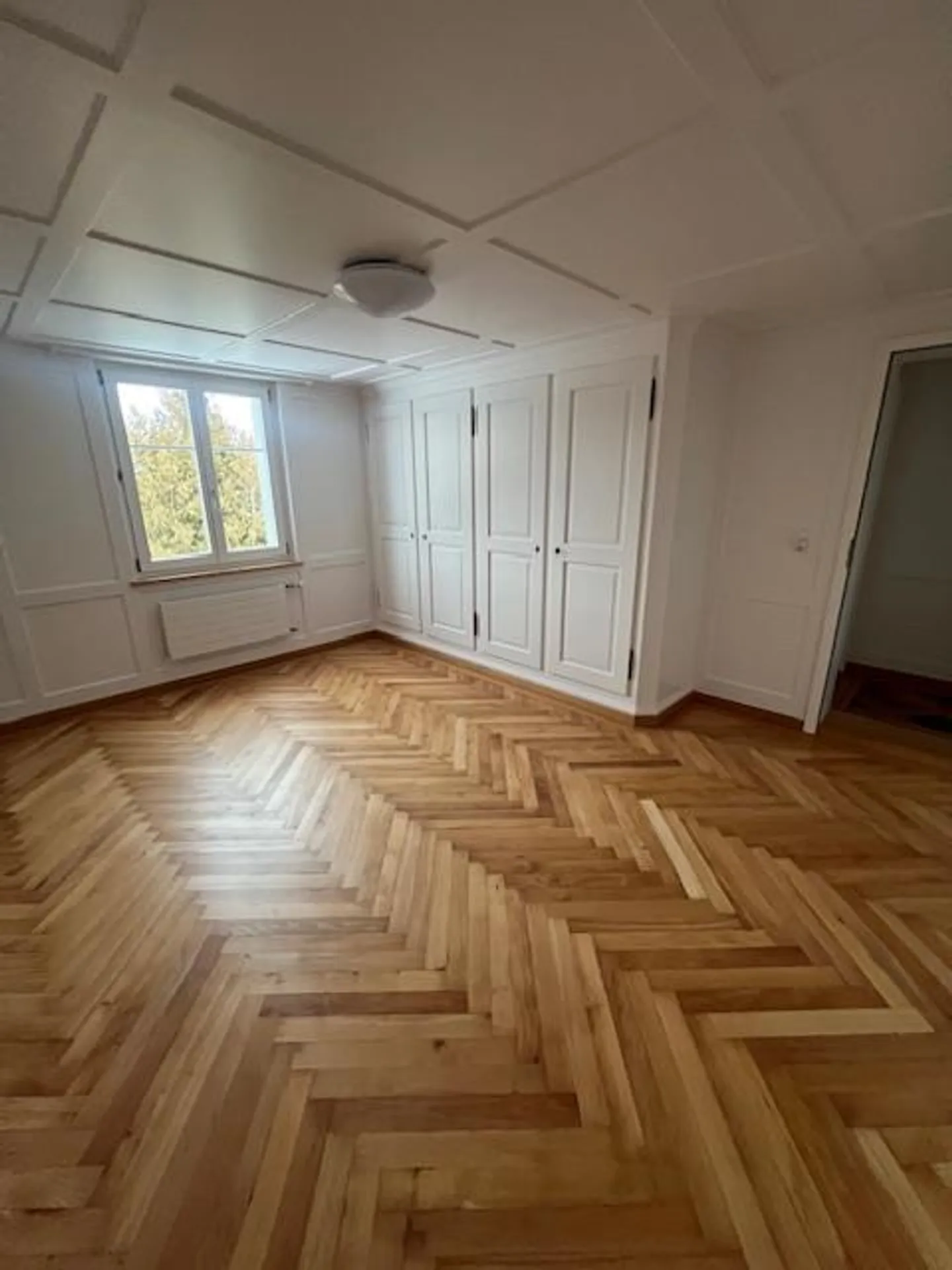 Appartamento di 3,5 locali recentemente ristrutturato in una casa trifamiliare - Foto 12 di 13