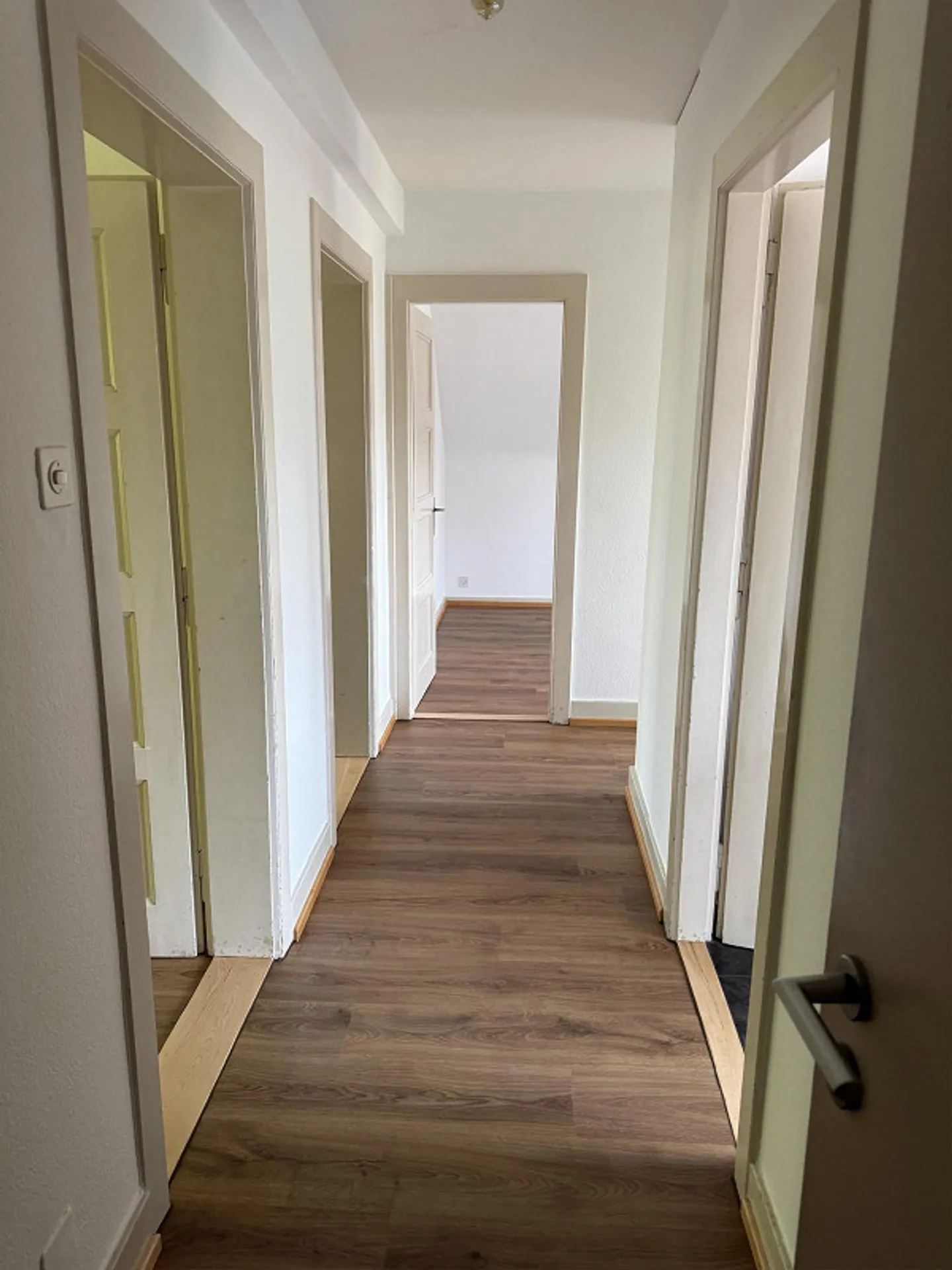 Appartement de 4 pièces à louer dans le quartier Bruderholz - Photo 2 sur 11