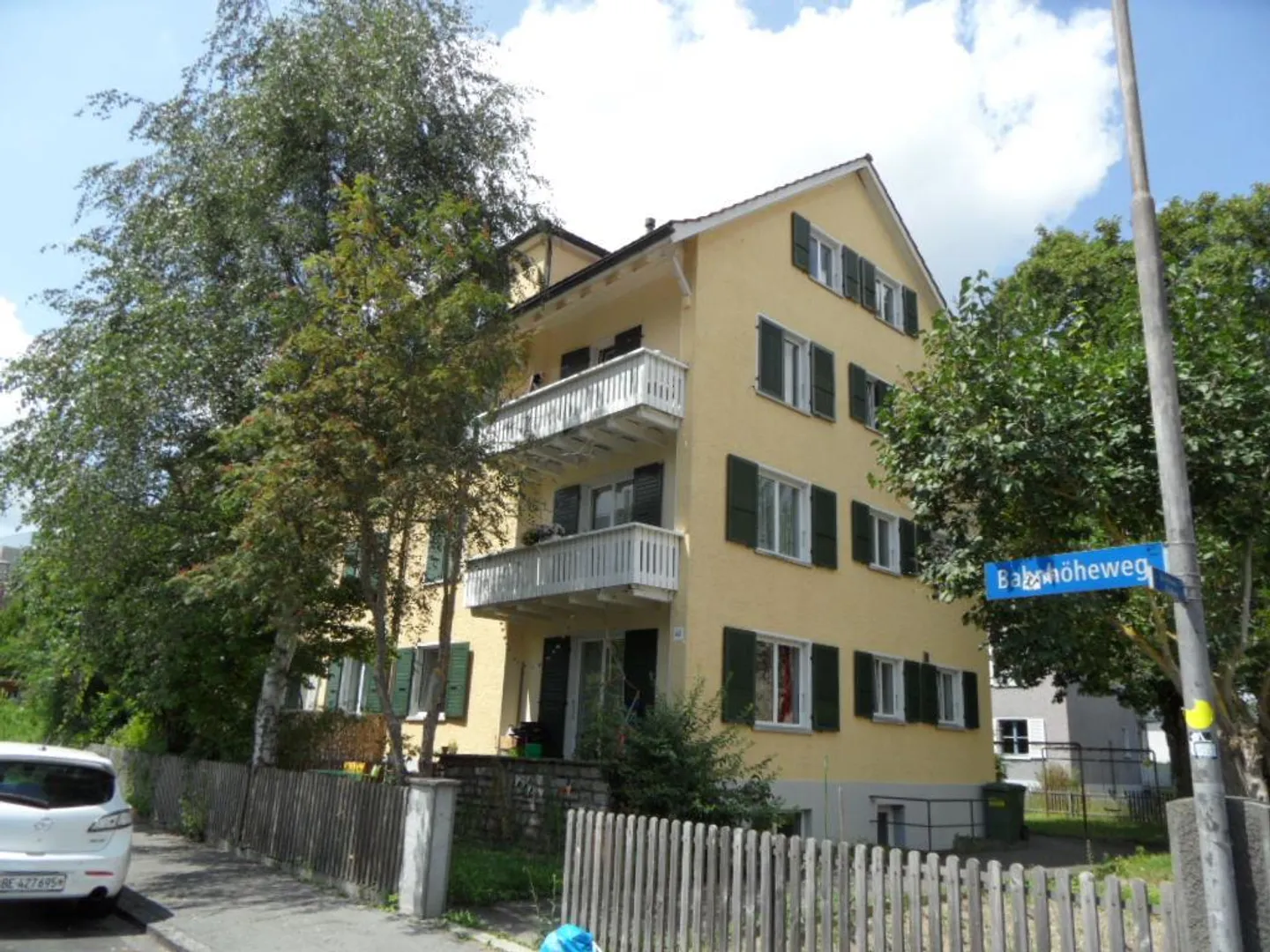 3-room apartment near Europaplatz - Photo 1 of 7