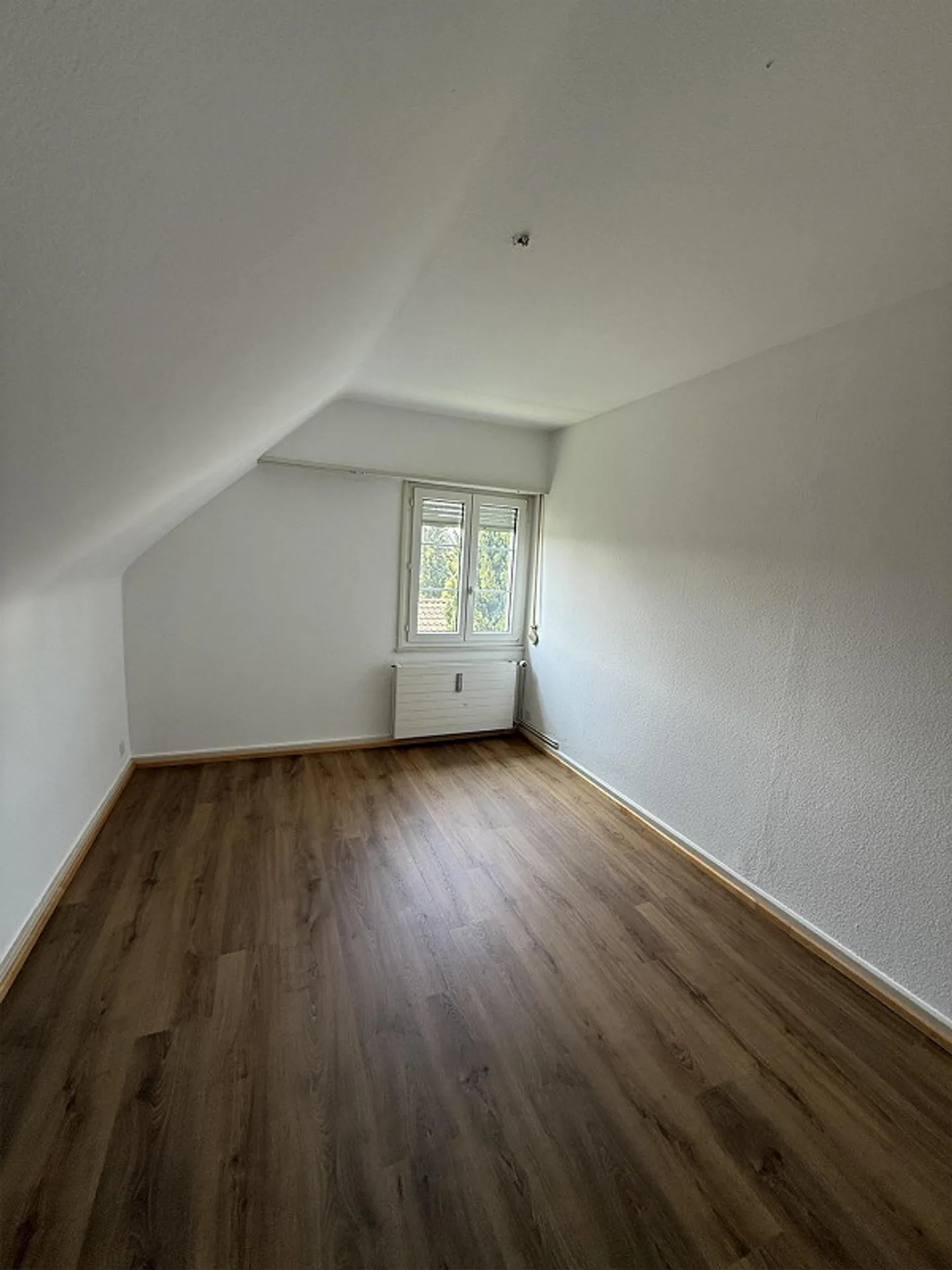 Appartement de 4 pièces à louer dans le quartier Bruderholz - Photo 5 sur 11