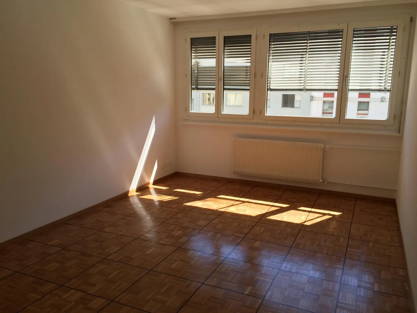 Appartement spacieux 5 pièces - Photo 2 sur 13