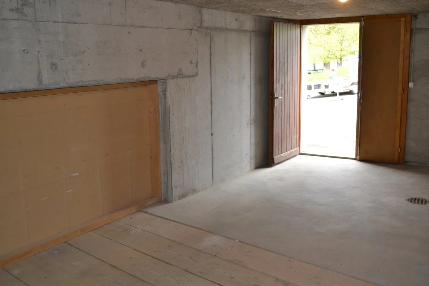 Hobby Room / Storage (left) - Photo 7 of 15