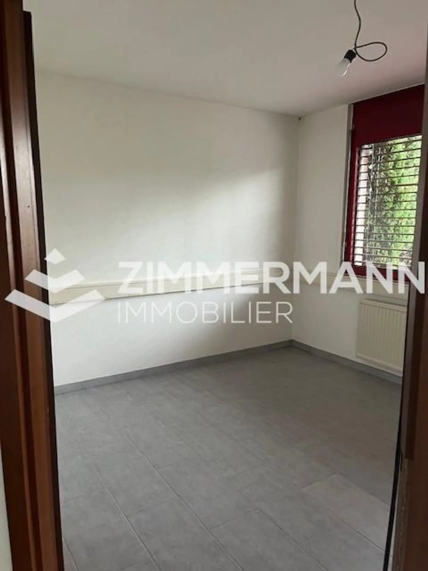 Bureau Spacieux - Photo 4 sur 7