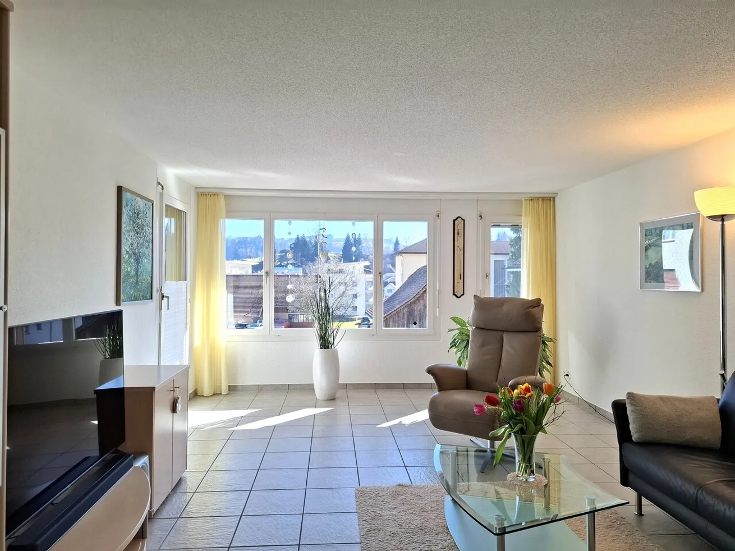 4½-Room Apartment in a Quiet and Nature-Friendly Location - Photo 4 of 11