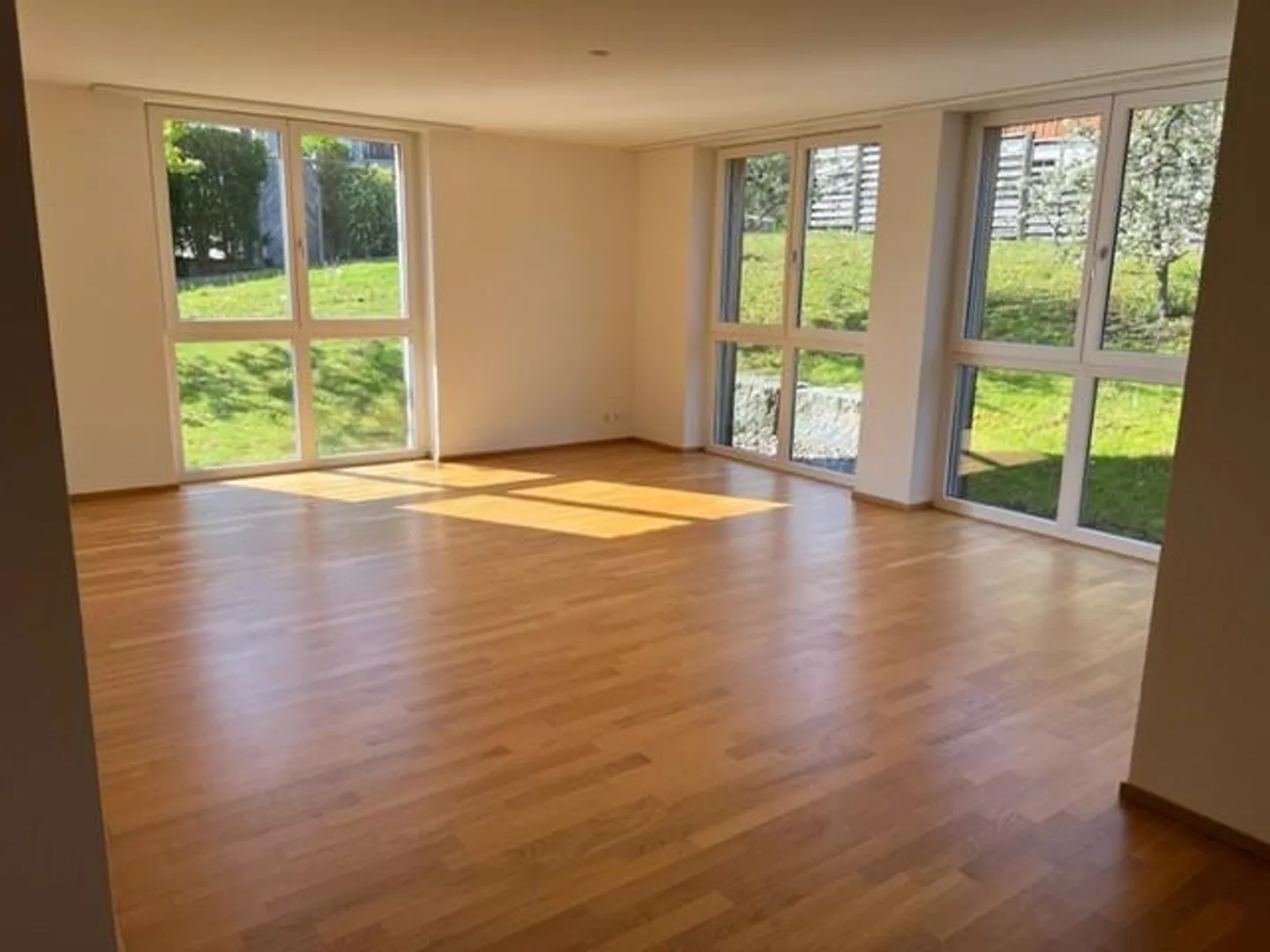 Moderne 3.5-Zimmerwohnung in Illnau - Foto 3 von 6