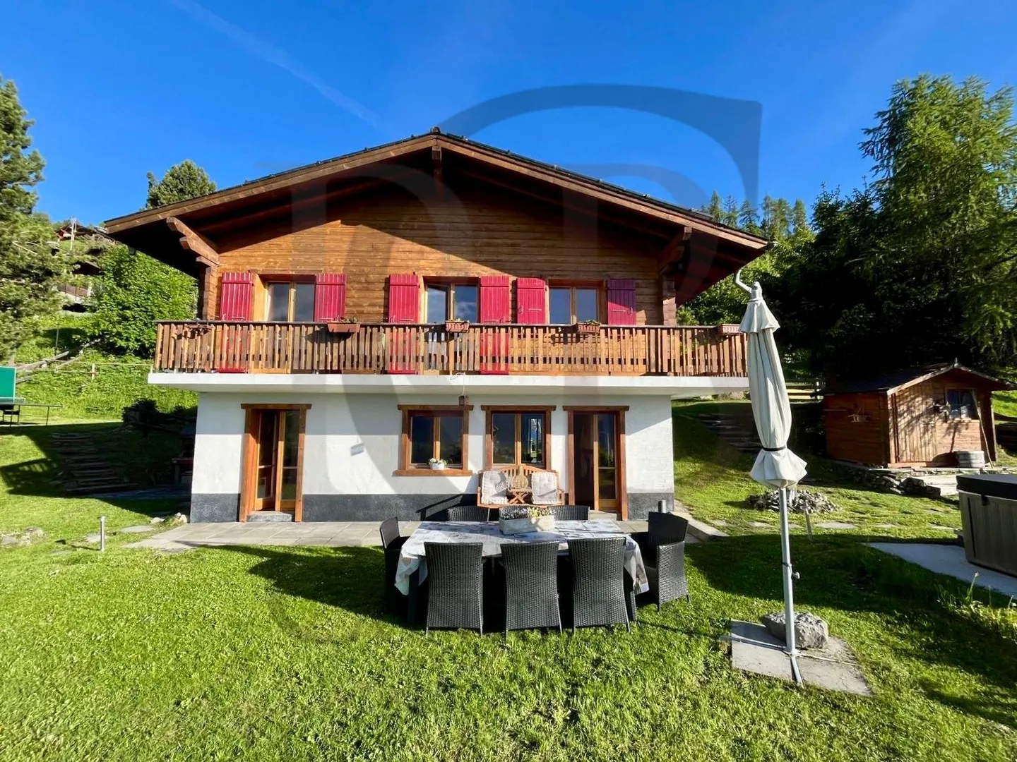 Charming Chalet for Sale in Veysonnaz as a Secondary Residence - Photo 2 of 8