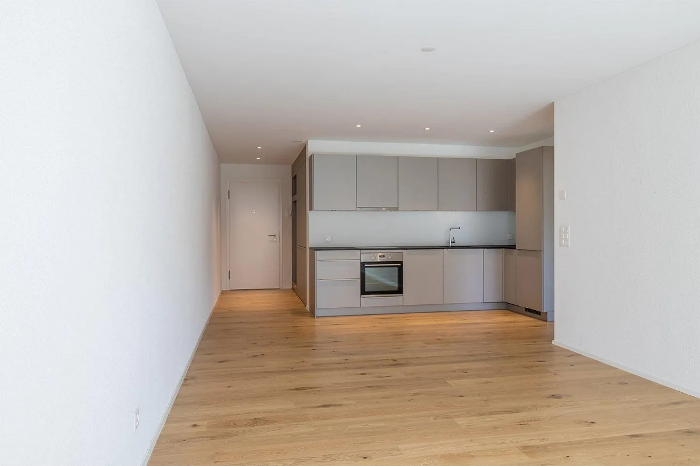 Vivere con comfort contemporaneo - Foto 1 di 11