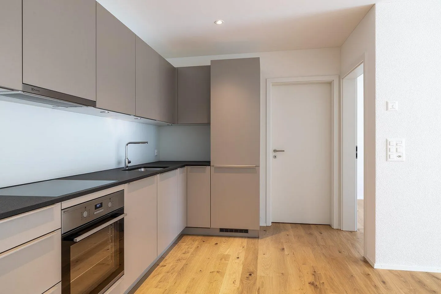 Vivere con comfort contemporaneo - Foto 3 di 11