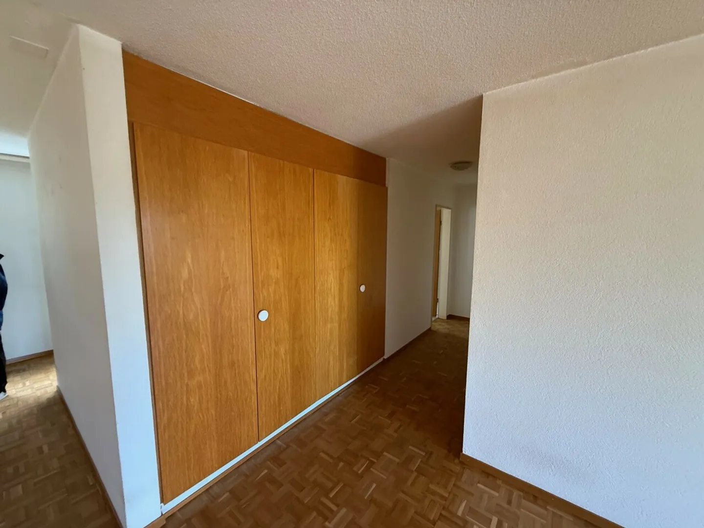 Appartement spacieux avec balcon - Photo 8 sur 9