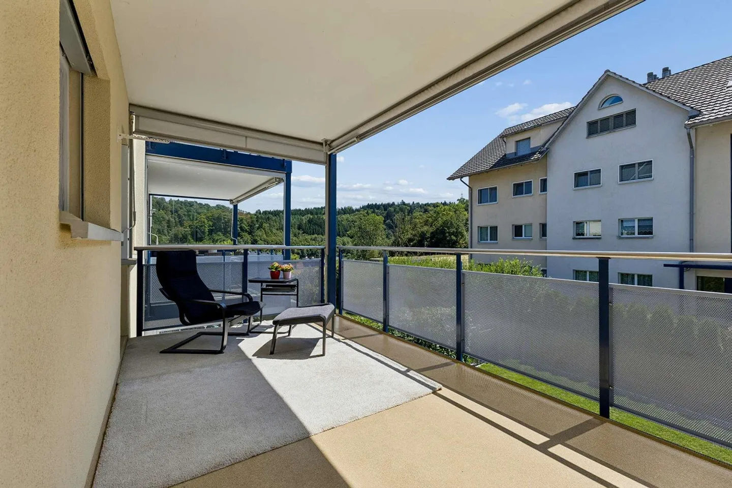Appartamento maisonette di 3,5 stanze con giardino a Grafstal, vivere come in una casa unifamiliare - Foto 8 di 13